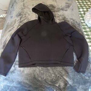 black lululemon hoodie size 6
